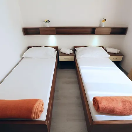 Oceanus Deny Maison d'hôtes 2*