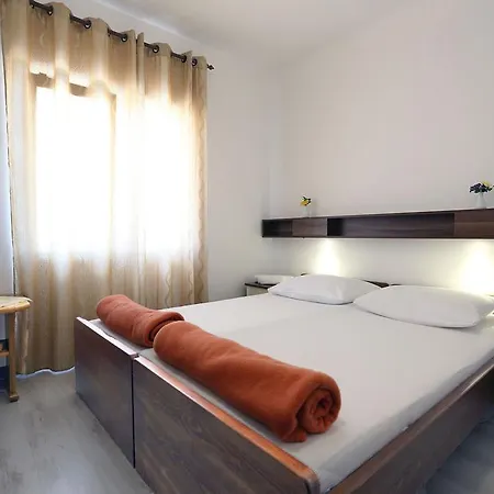 Maison d'hôtes Oceanus Deny 2*