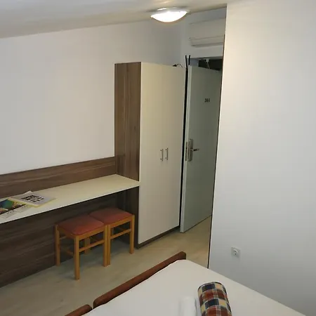 Oceanus Deny Maison d'hôtes 2*