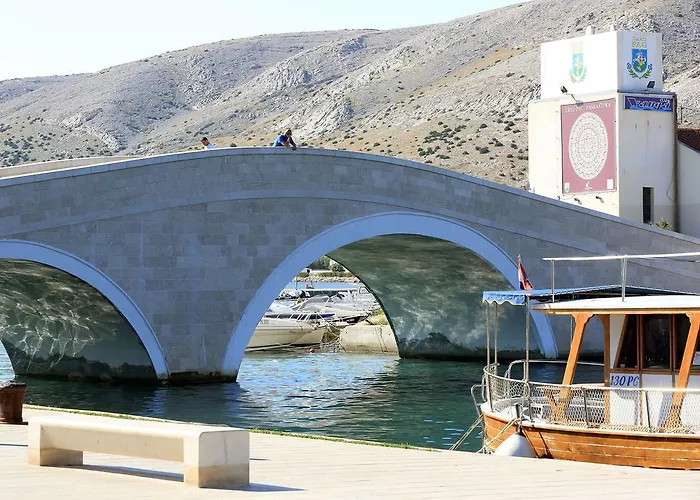 Oceanus Deny Gostinjska kuća 2*