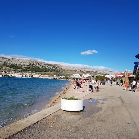 Oceanus Deny Pag Town