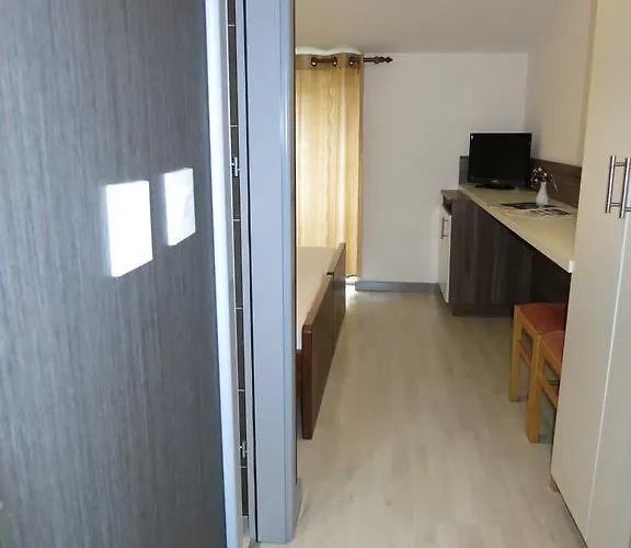 Oceanus Deny 게스트하우스 2*